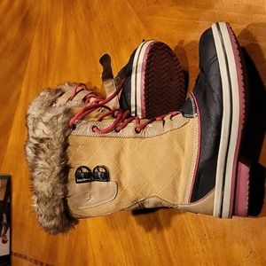 Women's winter boots